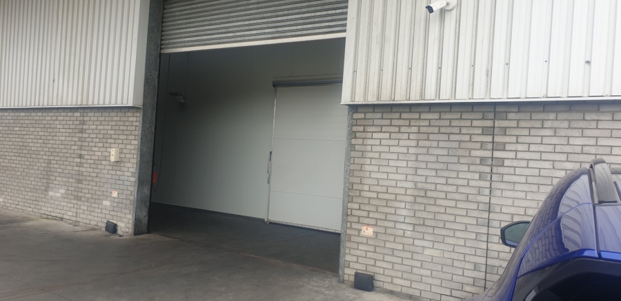 To Let commercial Property for Rent in Montague Gardens Western Cape